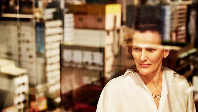 一周影像资讯丨女性力量：从获终身成就奖的女建筑师，到包揽肖像奖的女摄影师