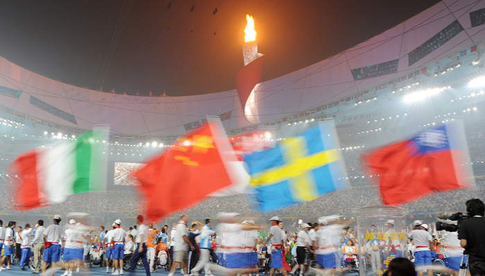 回望体坛群星闪耀时，走过与巨星作别的这一年 | 告别2020⑦