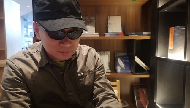 【特写】王海的新难题：拳打辛巴脚踢罗永浩，粉丝答应吗？