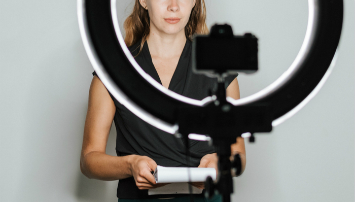 移动互联网,直播,商业模式,政府监管