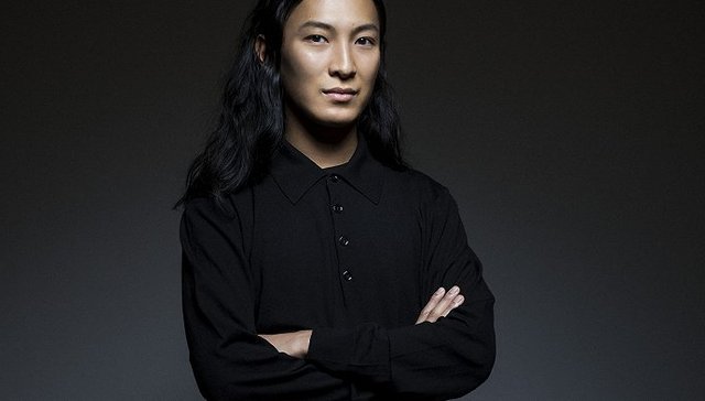 设计师Alexander Wang回应性侵丑闻：毫无根据的虚假指控