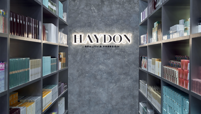 美妆集合店赛道再添一员，“一城一店”的HAYDON黑洞能否突围？