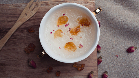 【特写】鲜炖燕窝成本不到30元，你喝的是“虚荣”还是营养？