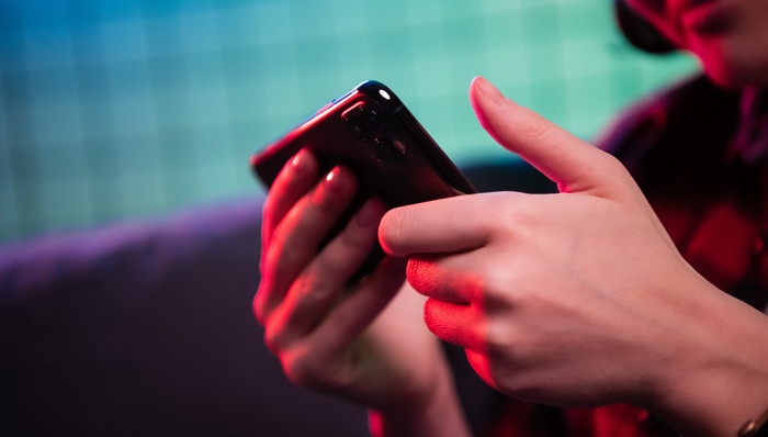 国产手机厂商“硬核联盟”的铁幕摇摇欲坠