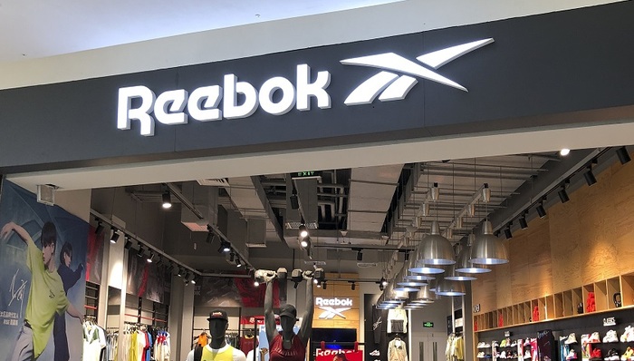 锐步推“功夫熊猫”联名系列，大IP也难拯救品牌命运？