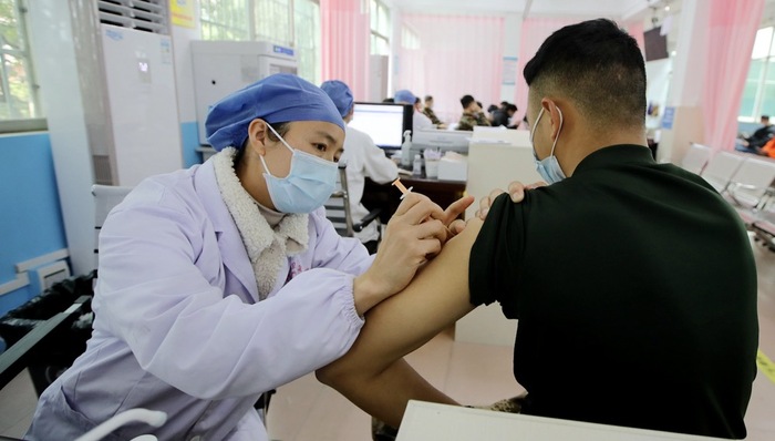 全民免费接种新冠疫苗，为什么需要医保基金和财政共同承担？