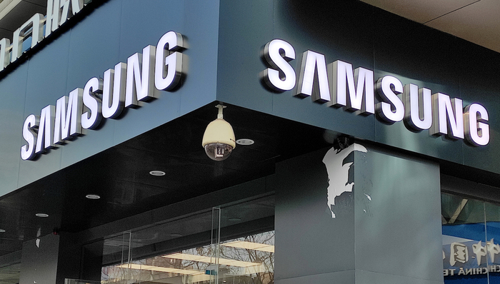 打不死的小强，骂不倒的三星