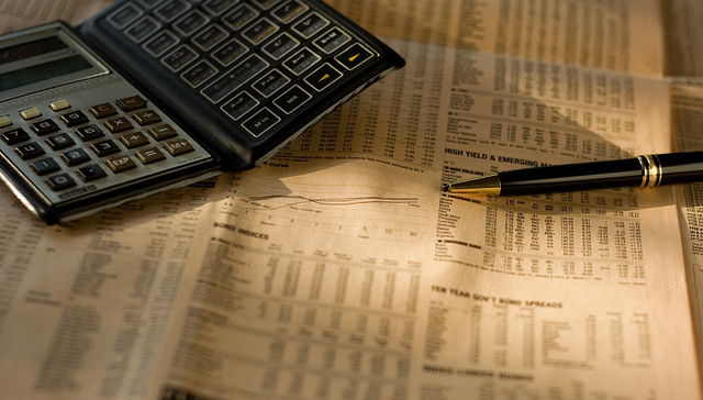 基金AB面：发行“热”遇上清盘“冷”