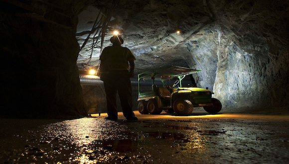 专家详解烟台金矿爆炸事故：金矿为何会爆炸？救援方法有哪些？