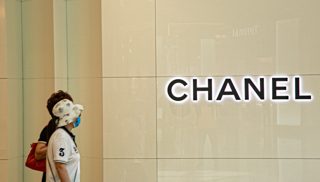 最新报告比较化妆品全球定价：同款商品中国卖最贵