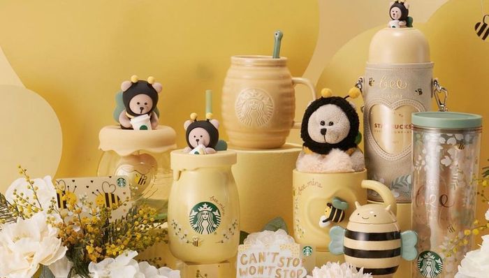 【是日美好事物】Max Mara再拿“泰迪熊”做文章，星巴克上架小蜜蜂星杯