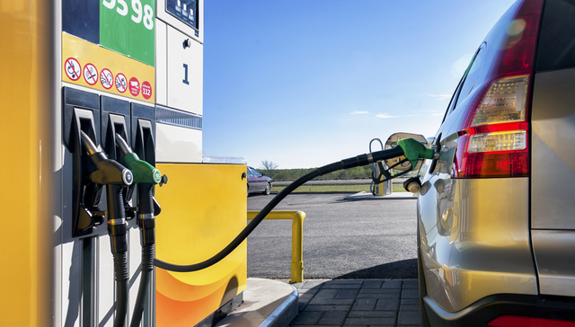 油价公告板，成品油，原油