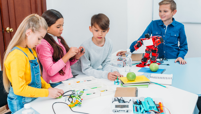 艾媒咨询：近七成用户认为有必要学习STEAM教育