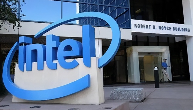 英特尔,换帅