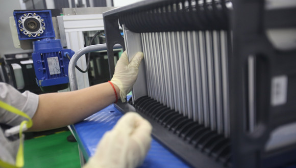 锂电池,上海电气