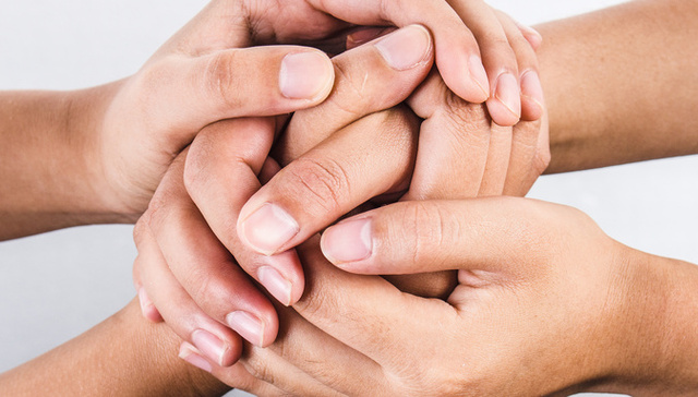 王府井,首商股份,吸收合并,停牌,免税,海南橡胶