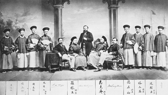 中美关系,新书,专访,严肃对话