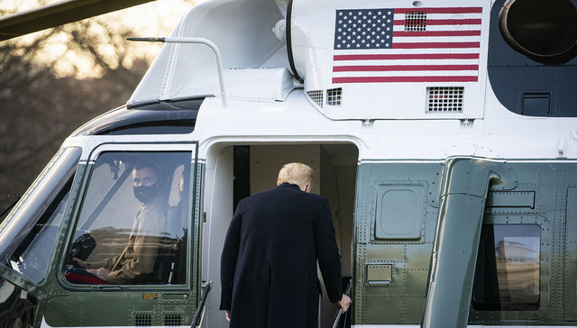 特朗普卸任，但关于政治极化和平台言论审查的争论还远未结束 | 圆桌