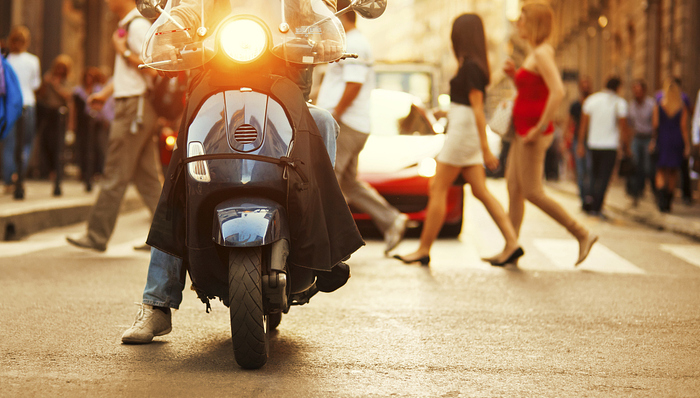 财说| 行业龙头股价一年涨901%，小牛九号相继入局，电动车市场尚有一战