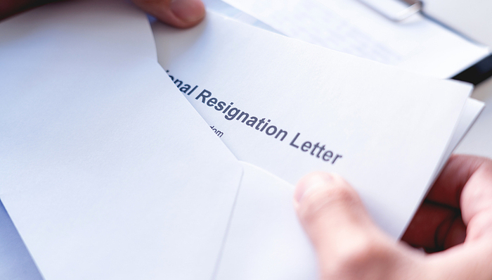 红塔证券董事长卸任，这家“烟草系”券商上市后烦心事不少