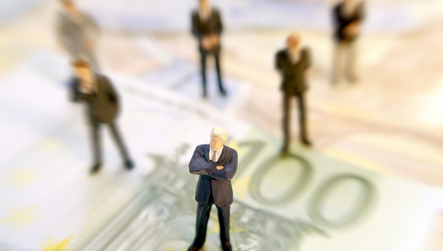 靠联姻实现强强联合，这招在家族企业不那么香了