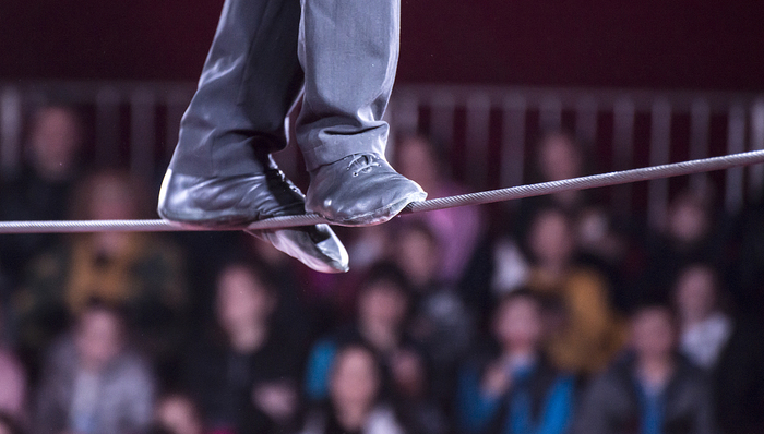 债务违约,宏观眼