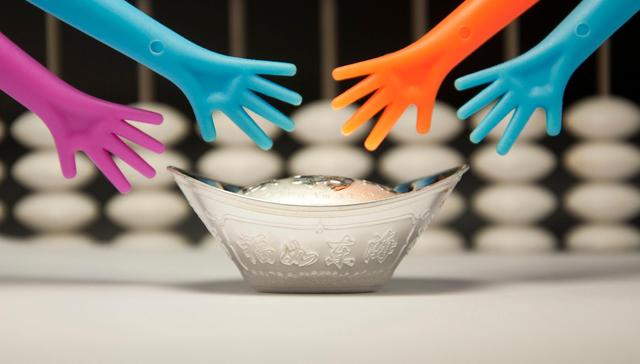 散户热炒目标转移至白银！分析师：白银有望涨到40-50美元