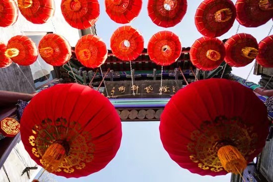 “云过年”指南：春节长假和家人一起到线上看展吧！