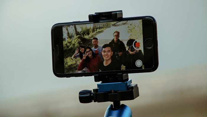 短视频直播2020：抖音快手争锋 ，深入对方领地