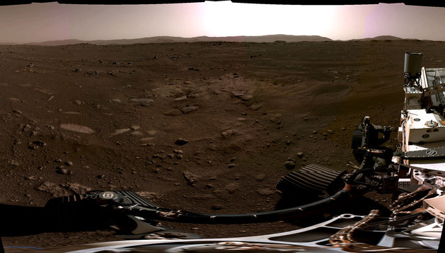 来自火星的风声：“毅力号”视频公开登陆火星第一视角