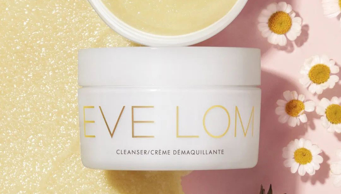 快看丨完美日记母公司收购高端护肤品牌Eve Lom，后者以卸妆膏闻名