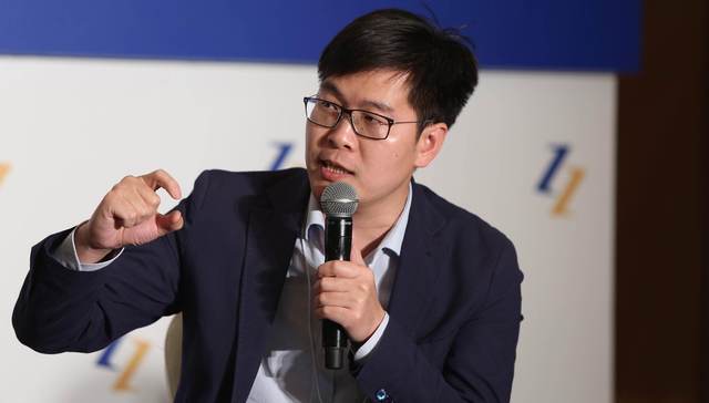 全国人大代表姚劲波：建议从政策出发帮助中小微企业实现数字化转型 | 两会聚焦