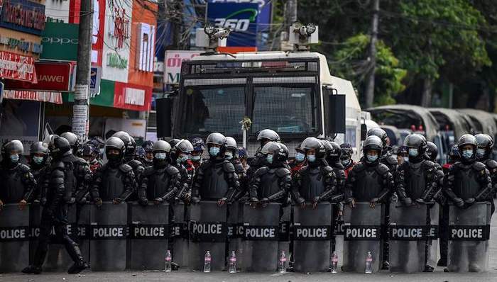 缅甸,军政府,美联储,冻结,欧盟