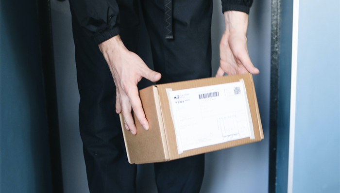 快递业,价格战,极兔