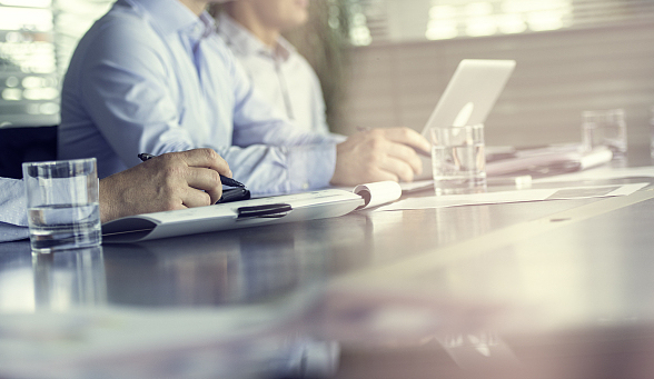 空缺四月后东方证券董事长终落定，三十年券业老将、总裁金文忠接重任