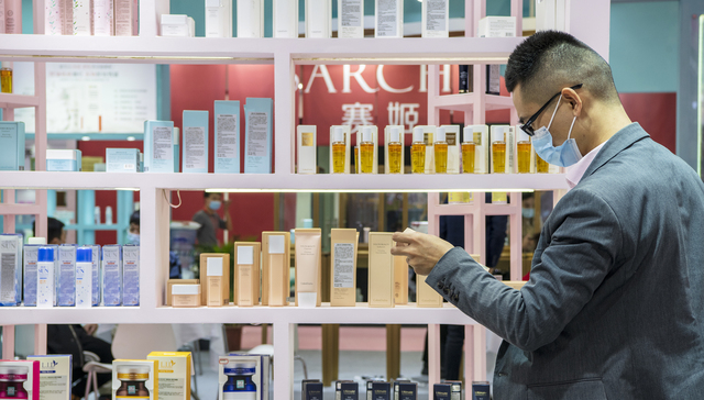 广州美妆,国货,完美日记,溪木源,Colorkey