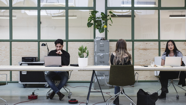 一周一天居家办公最合适？超四成职场人对居家办公经历不满意