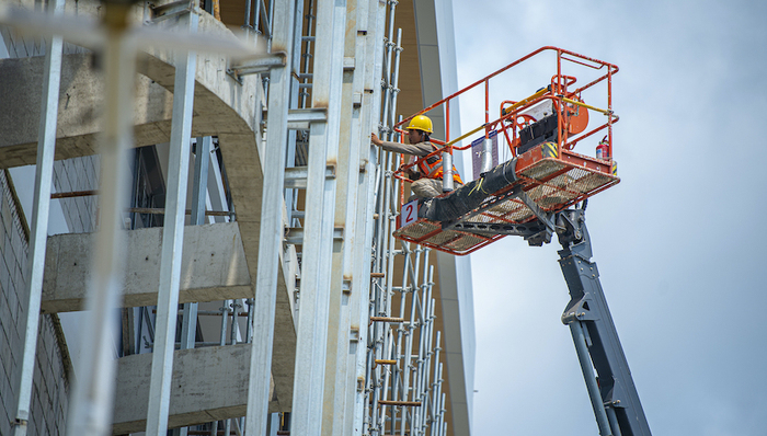 经济,增长,疫情,货币政策,消费,投资,央行,负债汇率,中美,产业链,全球化,