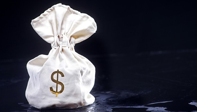 营收1000亿+，狂赚374亿！41家基金公司业绩最新排名来了