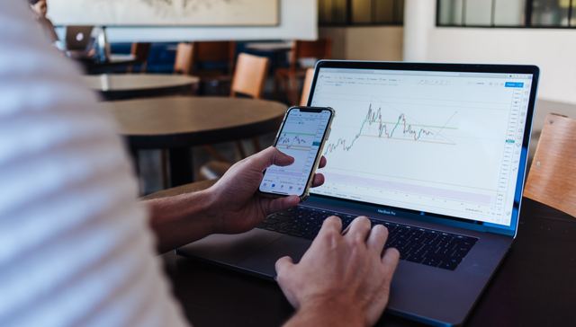 青松基金董占斌：大公司进场、资本助推，消费赛道投资环境已过热