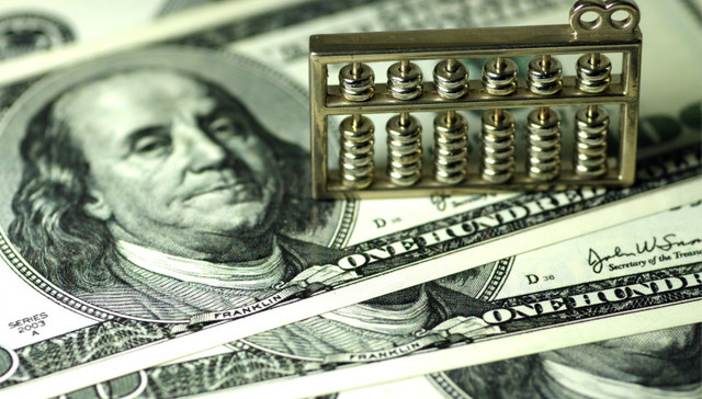 3月中国外汇储备下降350亿美元，创一年来最大跌幅