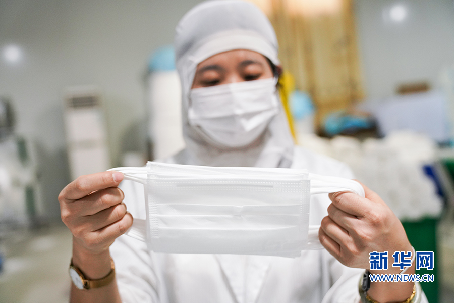 【武汉解封一周年】8个词，记录“不服周”的湖北人