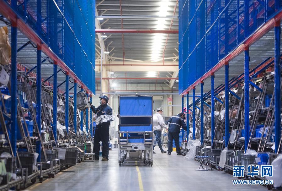 【武汉解封一周年】8个词，记录“不服周”的湖北人