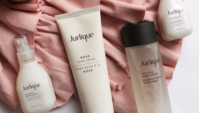 这些曾经风靡中国的美妆品牌，怎么都走到了关店自救这一步？