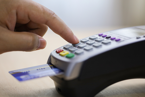 义乌警方发公开信，呼吁勿对当地商户选择性执法