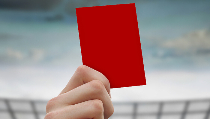 因违反反洗钱等规定，长安银行及相关负责人一口气连收8张罚单