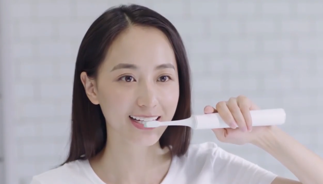 电动牙刷,日化,消费