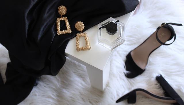 一年收入翻十倍，二手奢侈品电商红布林能借直播翻红吗？