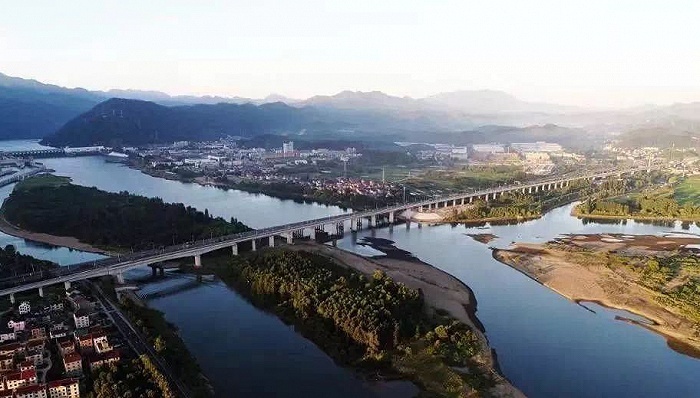 大牌开发商违规项目整改不力，黄山太平湖再掀环保整治风暴