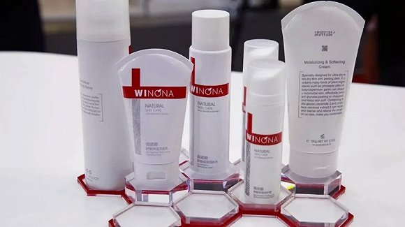 美妆产品,药妆,薇诺娜,贝泰妮,股价,业绩